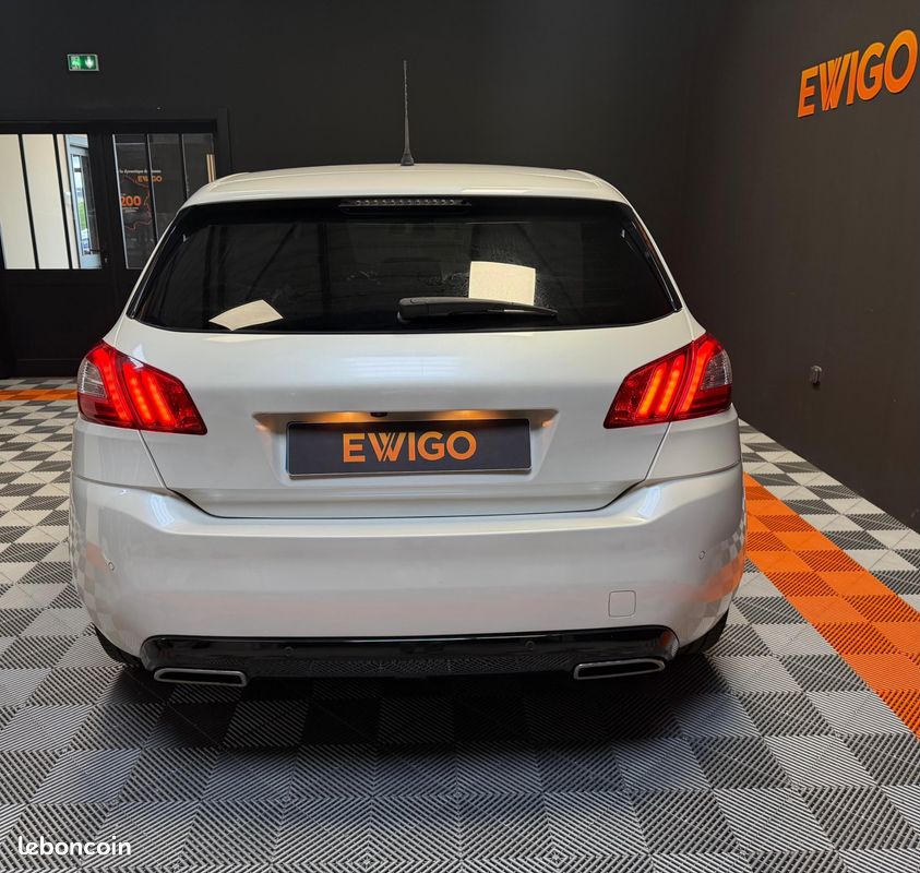 PEUGEOT 308 GENERATION-II 1.6 E-HDI GT LINe 116 (image 15)