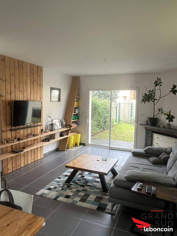 Maison 4 pièces 82 m² · à Villenave-d'Ornon · 82 m² · 1 200 €
