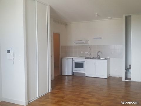 Studio 1 pièce 30 m²