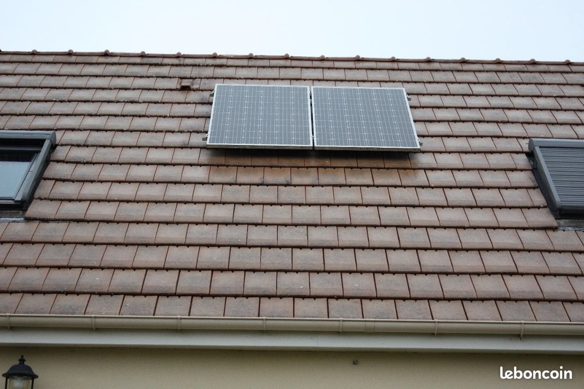Kit panneaux photovoltaîques (prêt à brancher) (image 1)