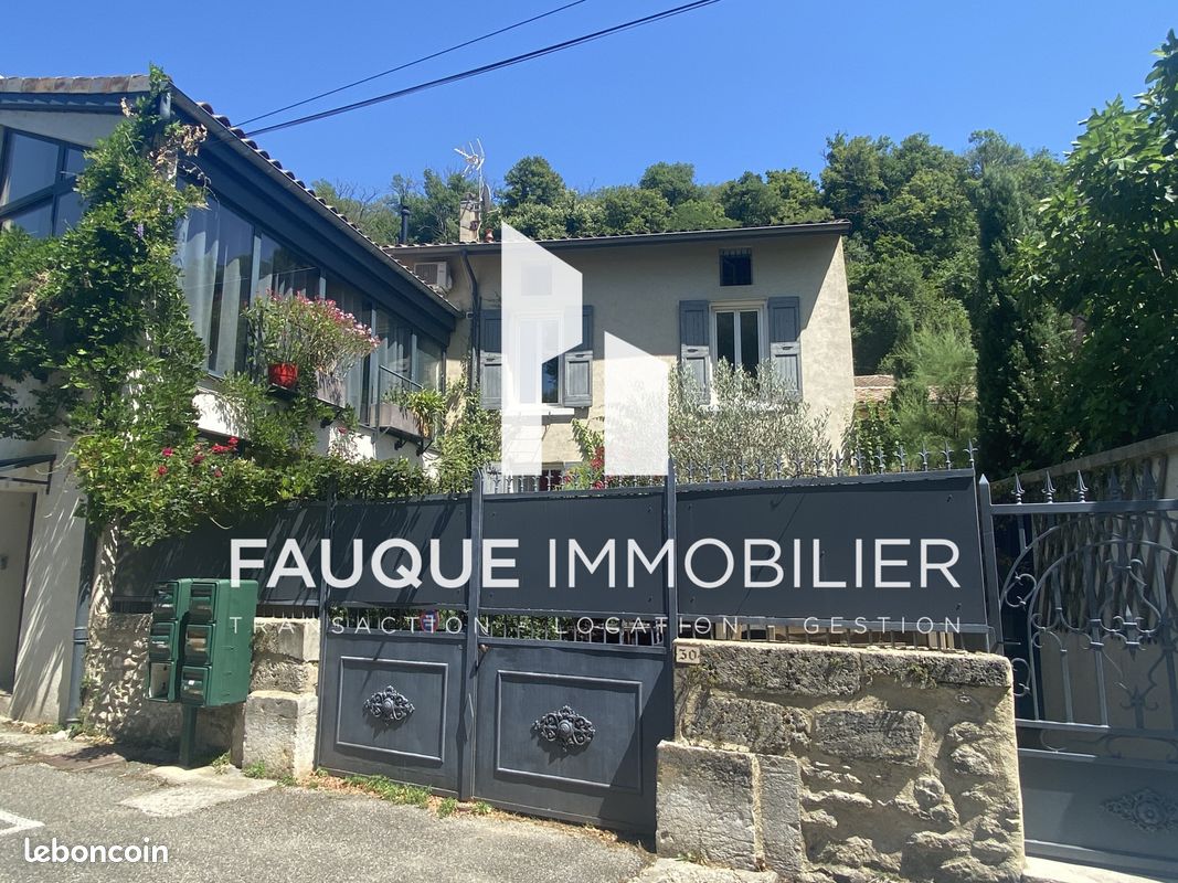 Appartement 3 pièces 74 m² · à Chabeuil · 74 m² · 675 €