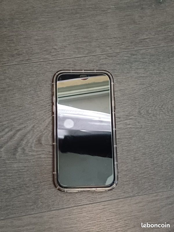 IPhone 11 (image 2)