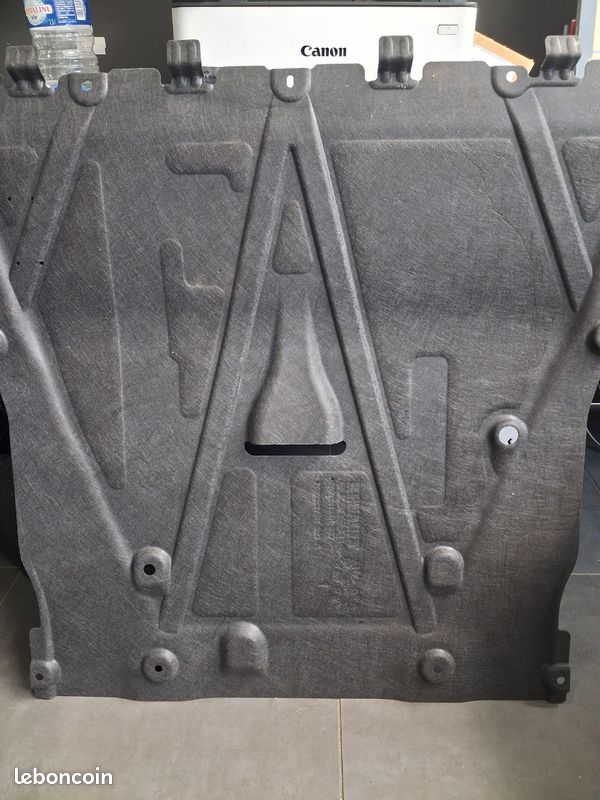 Cache moteur clio 5 (image 2)