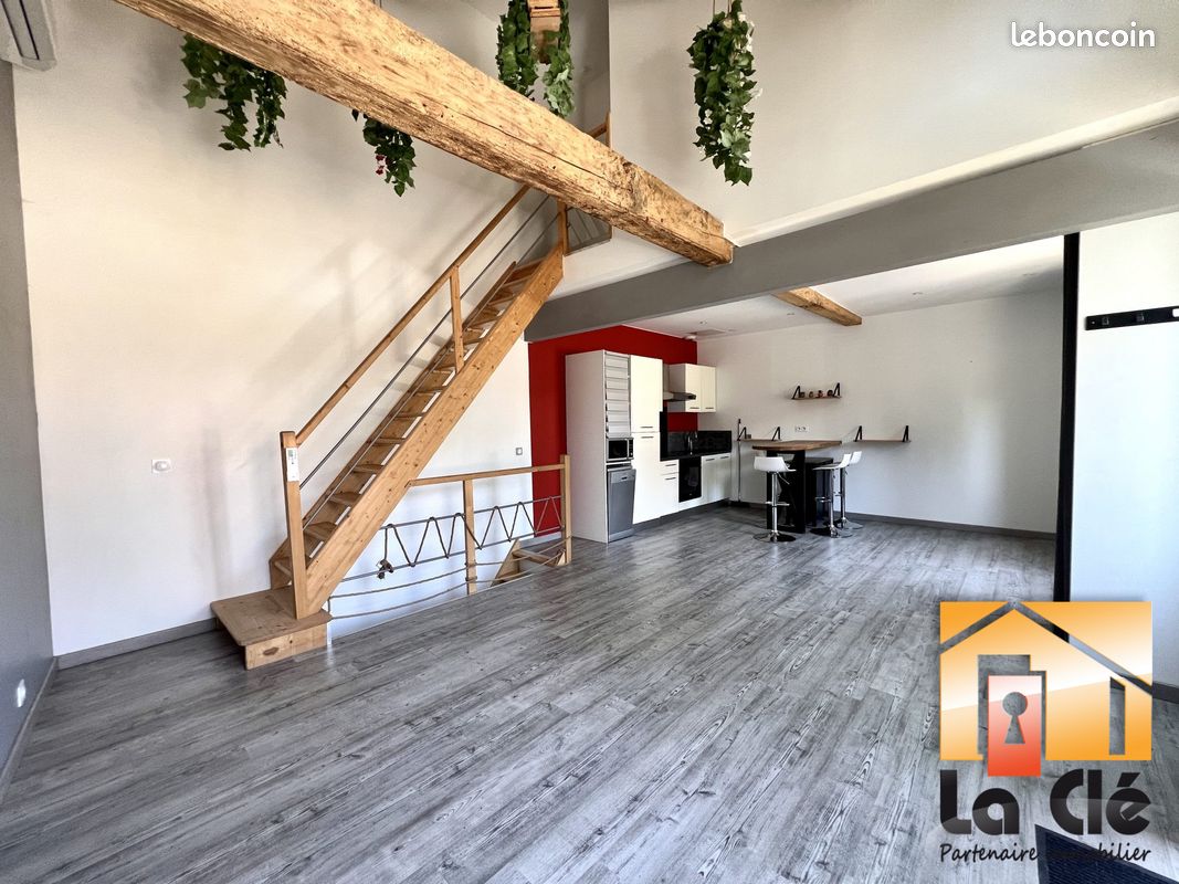 Appartement 3 pièces 75 m² · à Le Passage · 75 m² · 750 €/mois