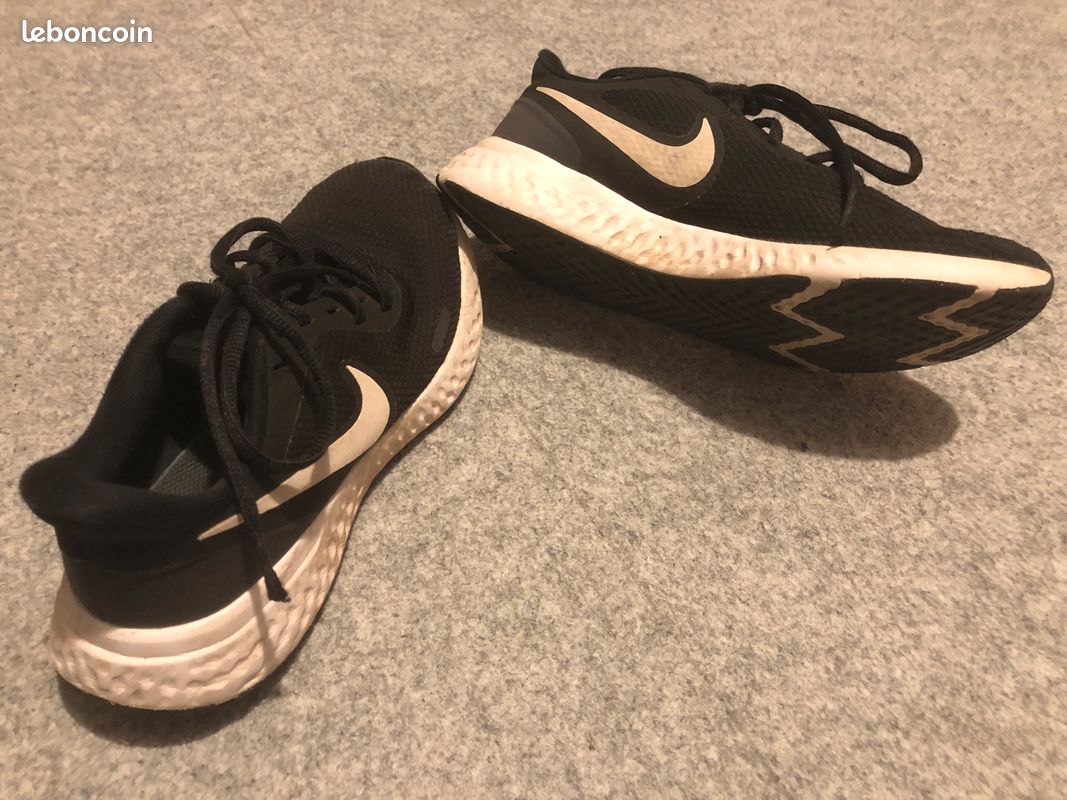 Basket Nike Révolution 6 - 35,5 (image 2)