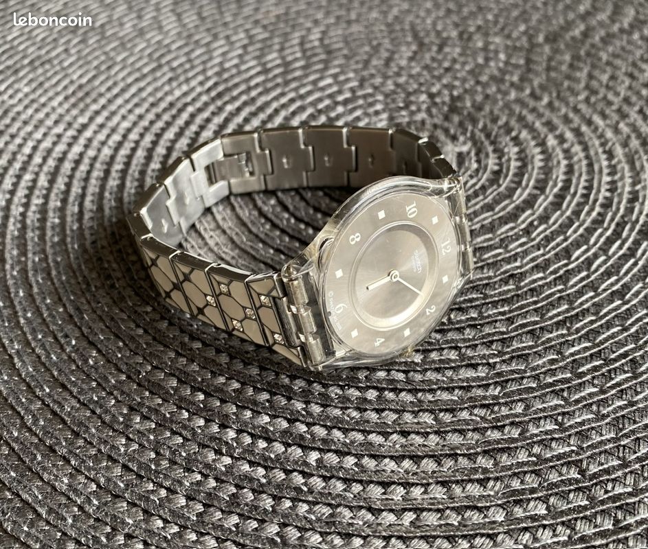 Montre Swatch Skin Elegantly framed (image 9)