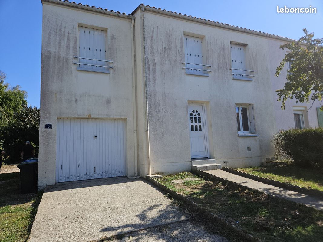 Maison 5 pièces 93 m² · à Saintes · 93 m² · 148 400 €