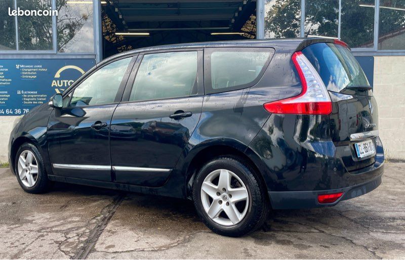 RENAULT GRAND SCENIC Phase2 1,6L DCI 130cv (image 3)