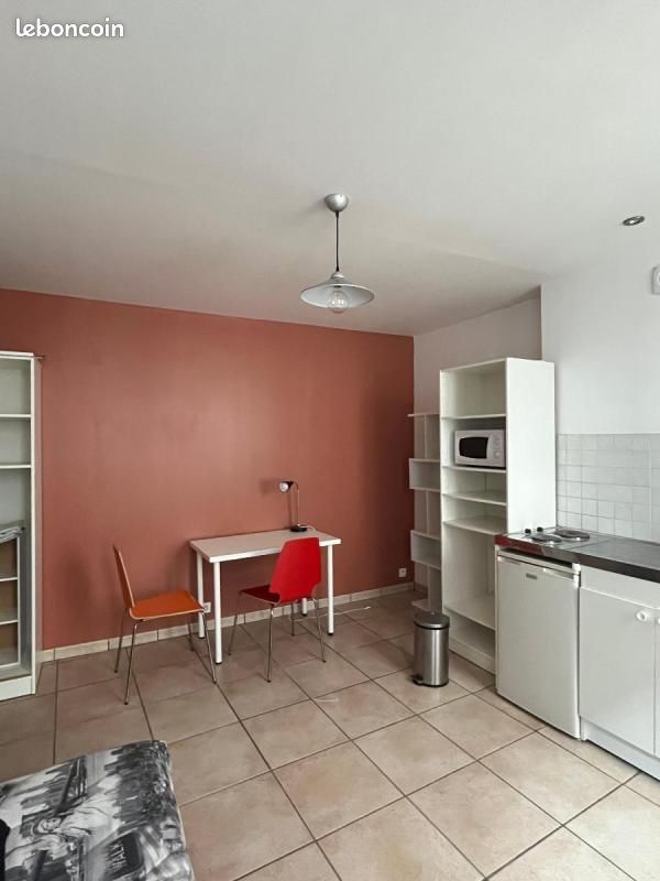 Appartement 1 pièce 21 m² · à Saint-Étienne · 21 m² · 380 €/mois
