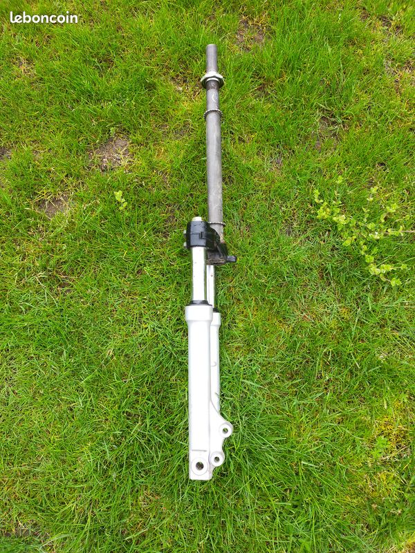Fourche pour Peugeot V Clic (image 2)