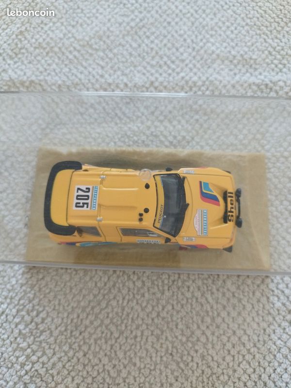 Voiture les légende du dakar (image 4)