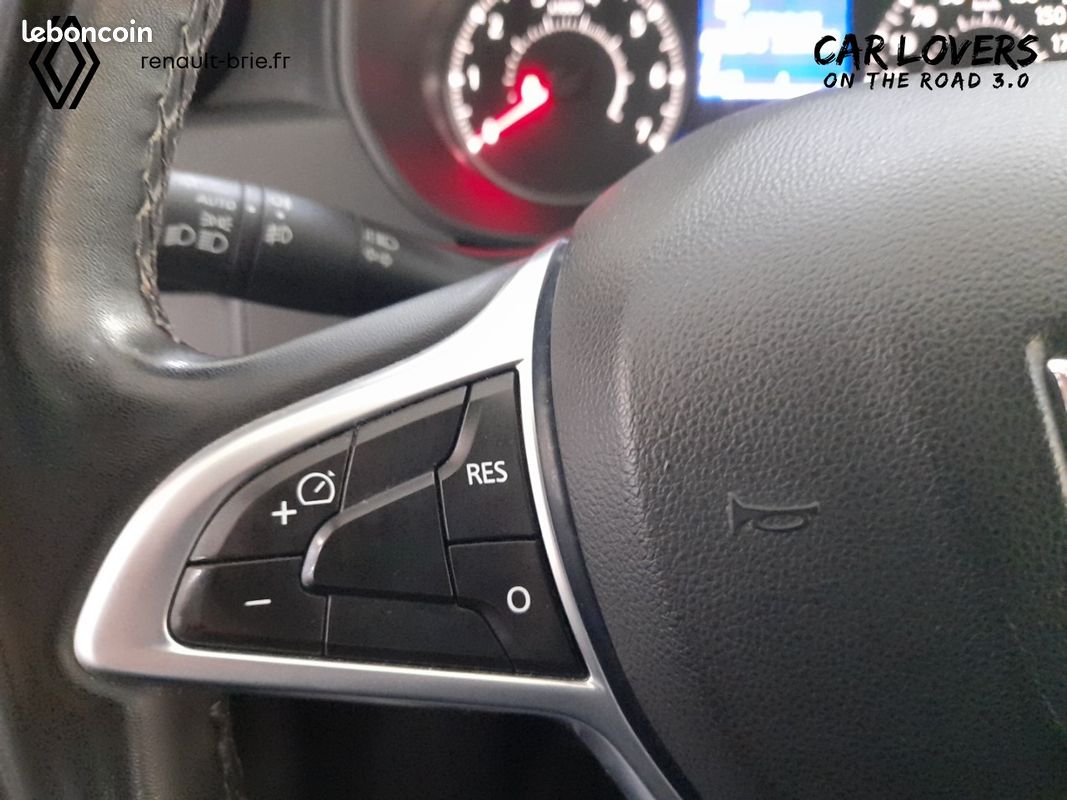 DACIA Duster Blue dCi 115 4x2 Confort (image 23)