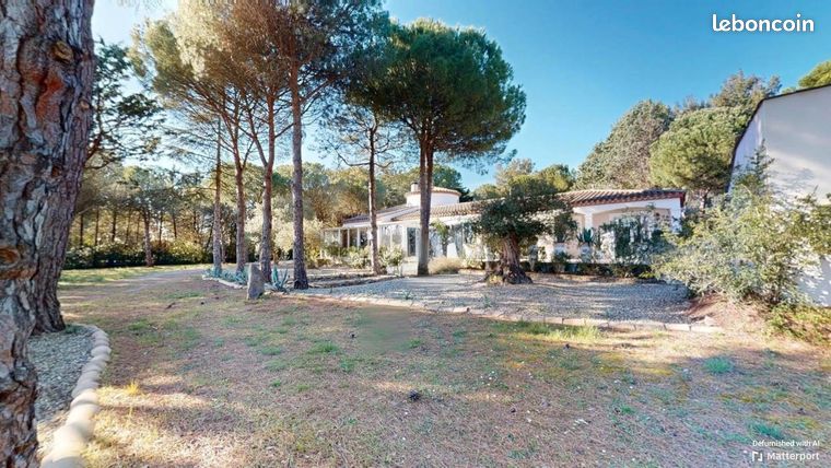 Propriété 7 pièces 210 m²