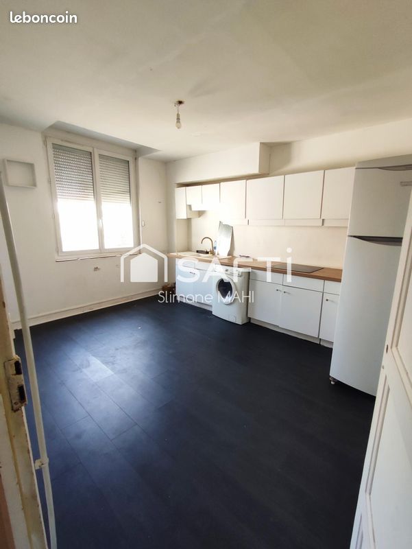 Immeuble 350 m² · à Le Mans · 350 m² · 315 000 €