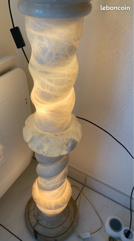 Colone d albâtre et sa lampe à huile (image 5)