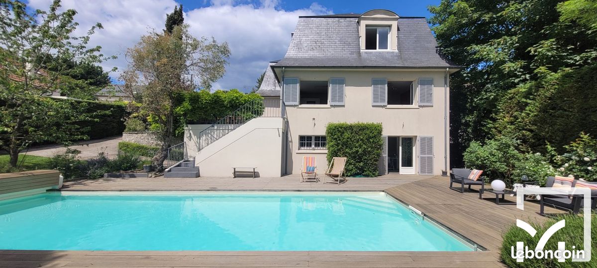 Maison 10 pièces 275 m² · à Bougival · 275 m² · 1 635 000 €