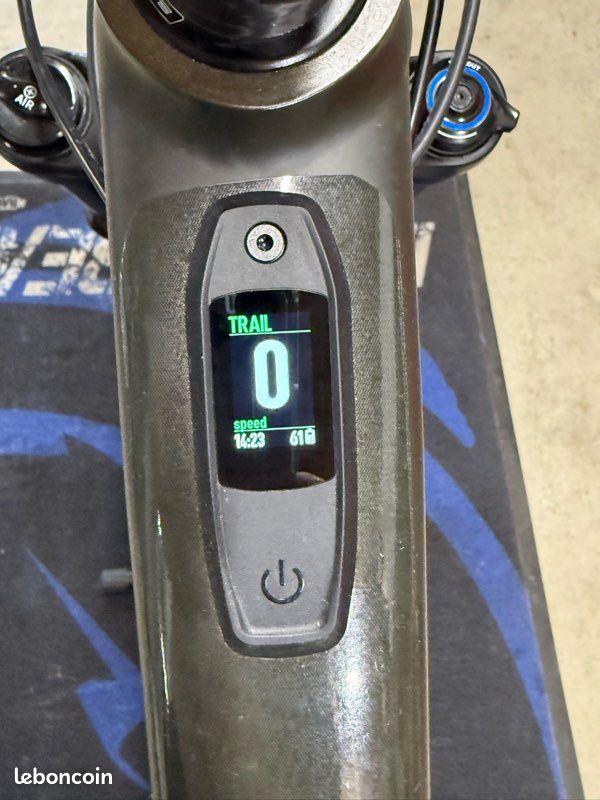 Specialized turbo levo (image 3)