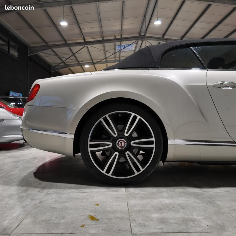 Bentley CONTINENTAL GTC V8 4.0 507 ch A (image 21)