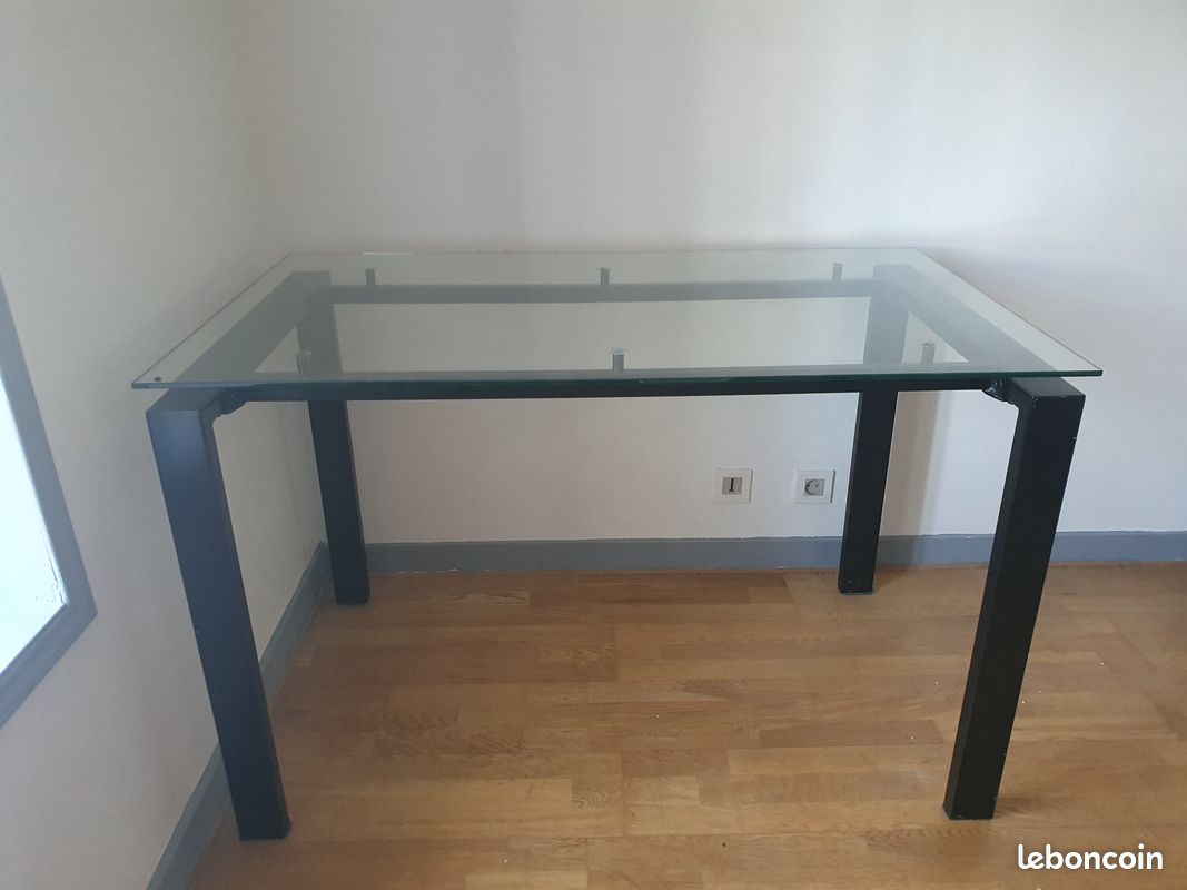 Bureau en verre et metal (image 1)