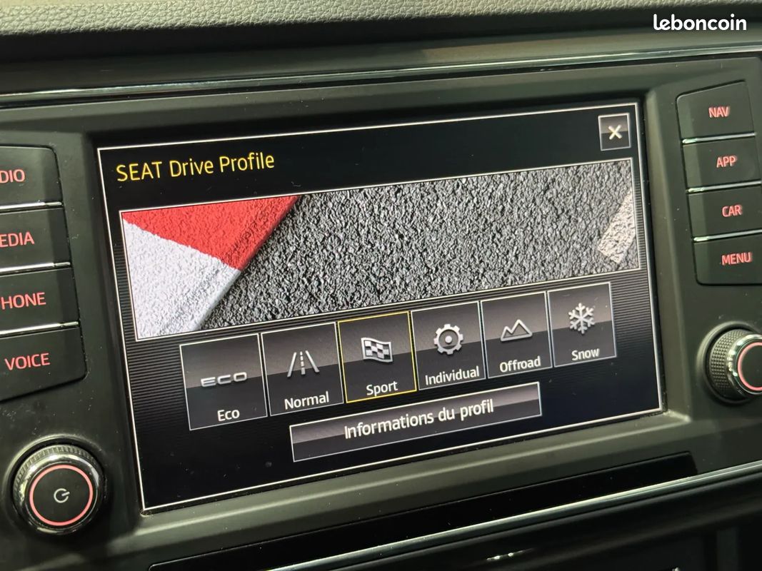 SEAT Ateca 2.0 TDI 150ch Style 4DRIVE 2016 / Distribution récente / CarPlay / Caméra de recul (image 29)