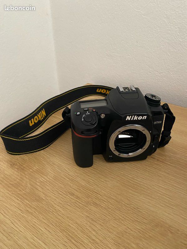 Appareil photo NIKON D7500 (image 2)