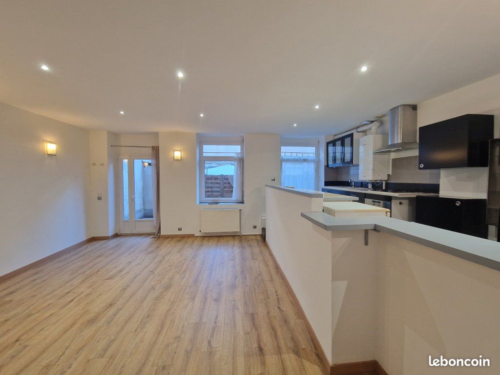 Appartement 3 pièces 71 m² · à Saint-Étienne · 71 m² · 590 €/mois