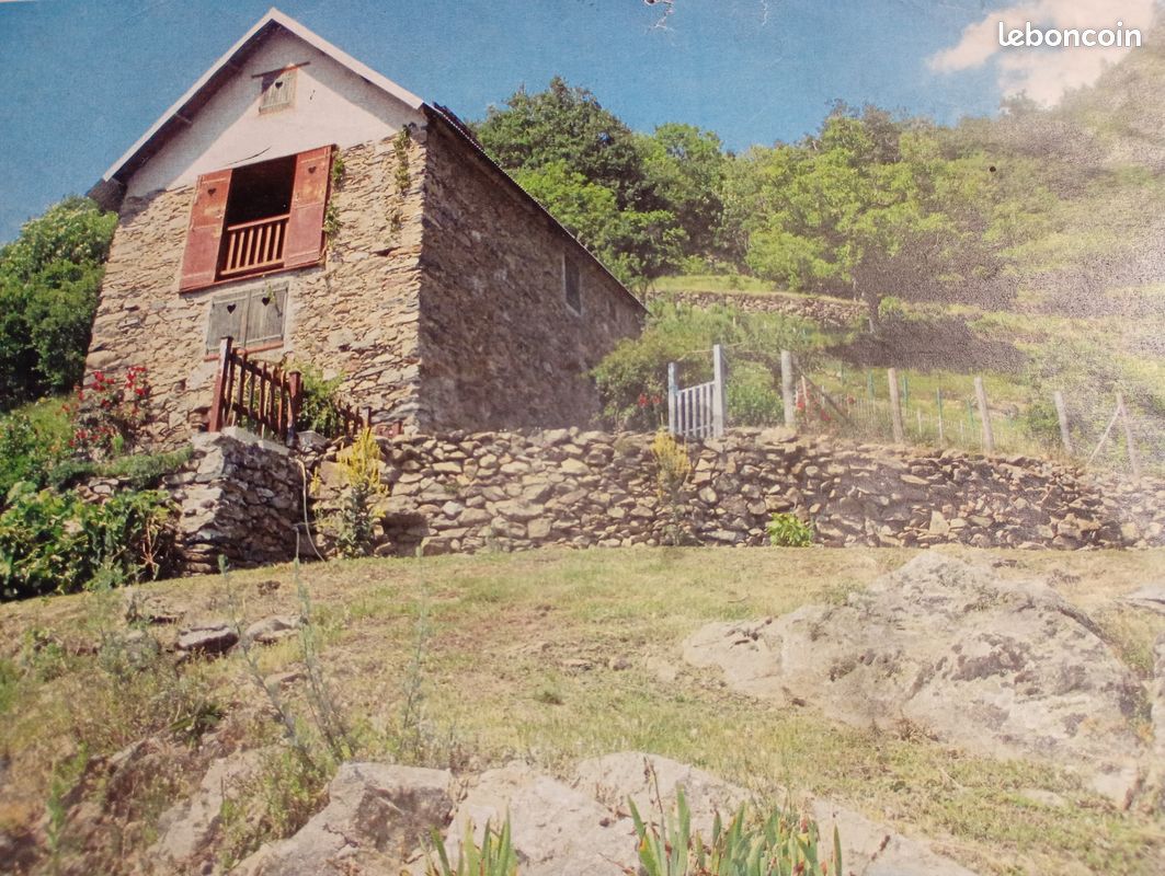 Maison 2 pièces 50 m² · à Isola · 50 m² · 55 000 €