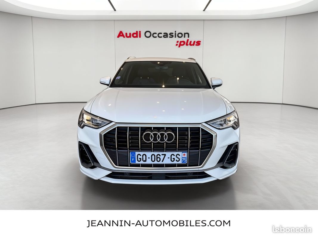 AUDI Q3 35 TFSI 150 ch S tronic 7 S line (image 8)