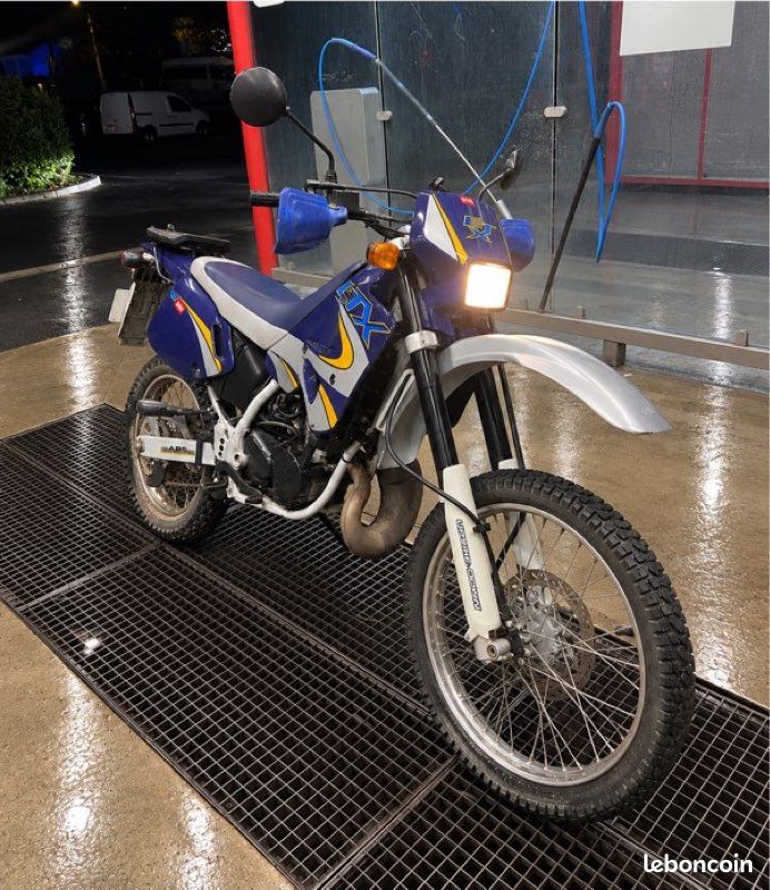 Aprilia 125 etx (image 1)