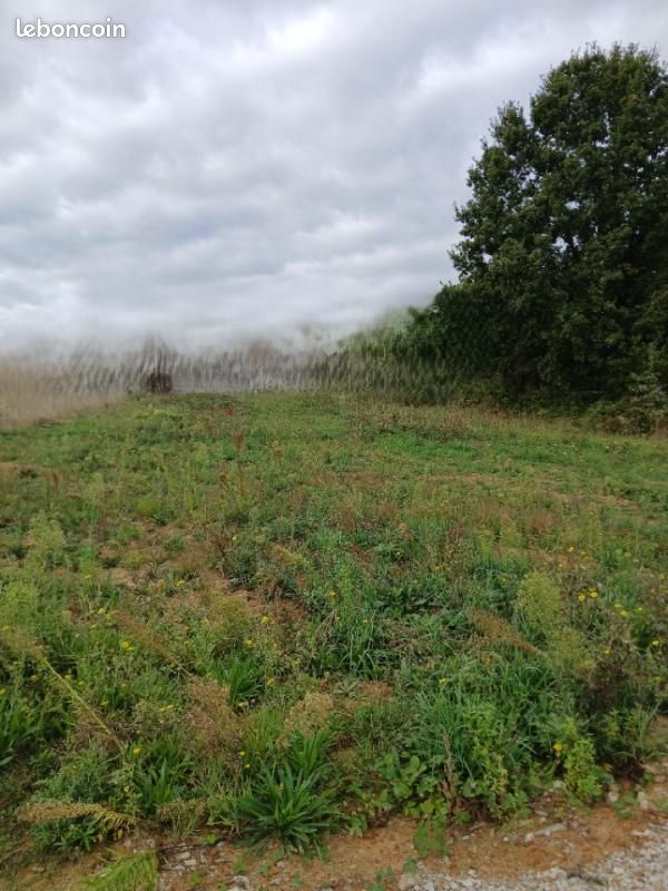 Terrain 540 m² · à Martinet · 60 000 €