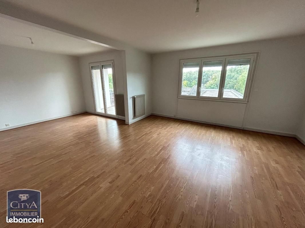 Appartement a louer bourges - 5 pièce(s) - 116 m2 - Surfyn