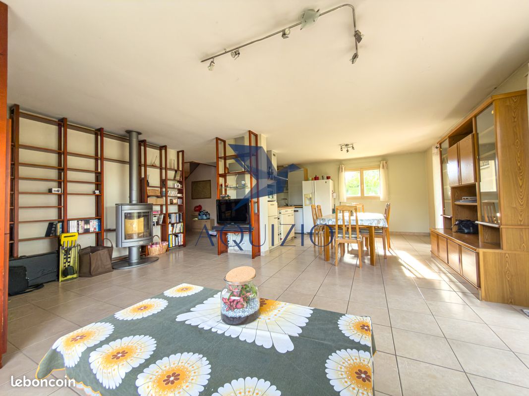 Maison 6 pièces 153 m² · à Viuz-en-Sallaz · 153 m² · 645 000 €