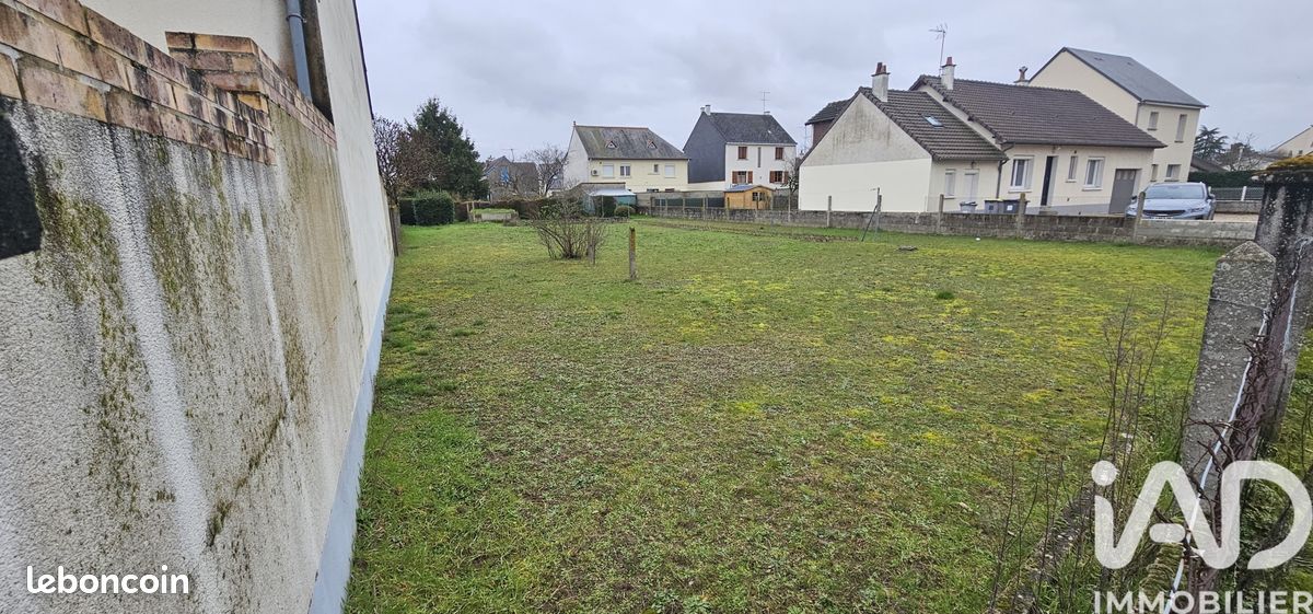 Terrain 763 m² · à La Ville-aux-Dames · 763 m² · 135 200 €