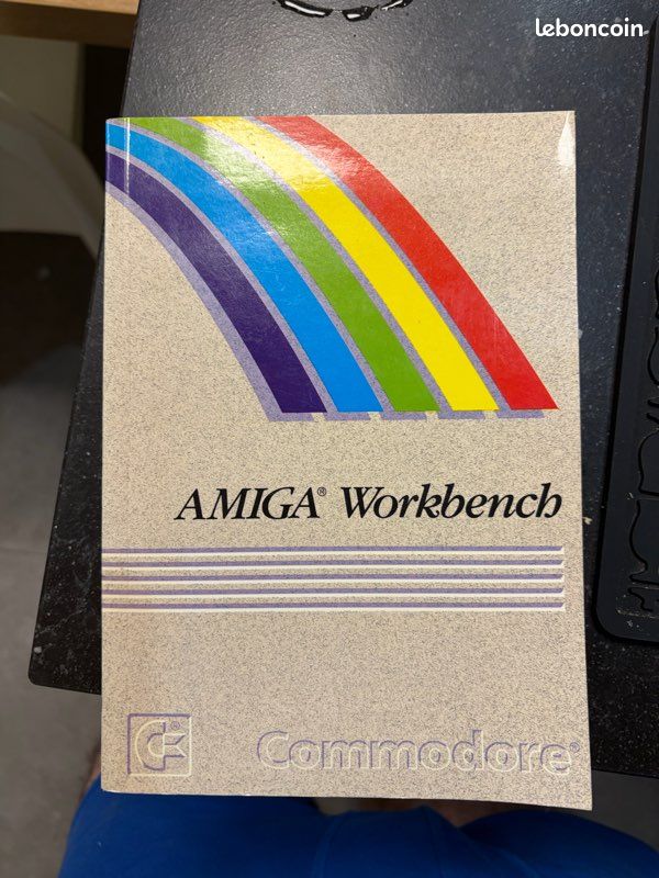 Livre Amiga Workbench – Manuel/guide Pour Ordinateur Amiga (occasion, Bon état)