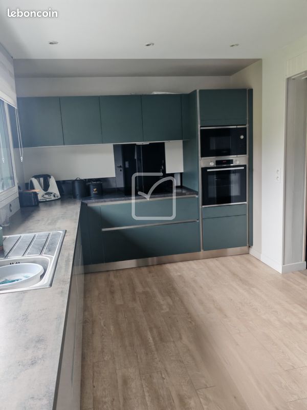 Maison 8 pièces 161 m² · à Ussac · 161 m² · 288 700 €