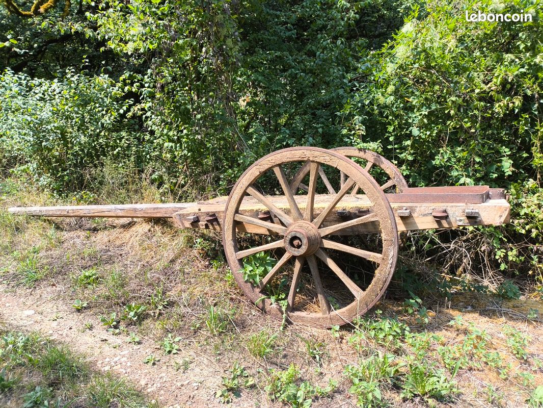 Charette en bois (image 2)