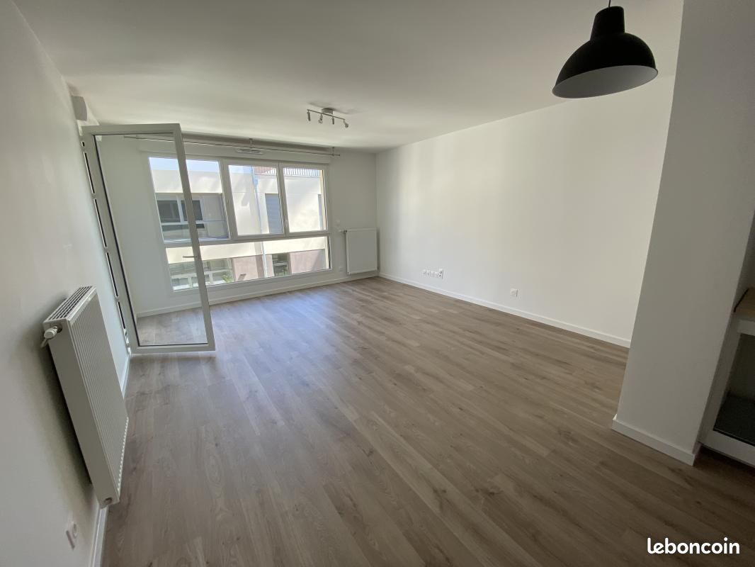 Appartement 2 pièces 47 m² · à Saint-Bonnet-de-Mure · 47 m² · 736 €/mois