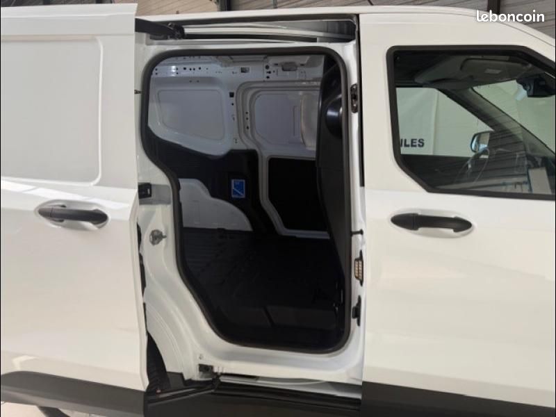 Ford Transit Courier 1.5 EcoBlue 100ch Trend (image 12)