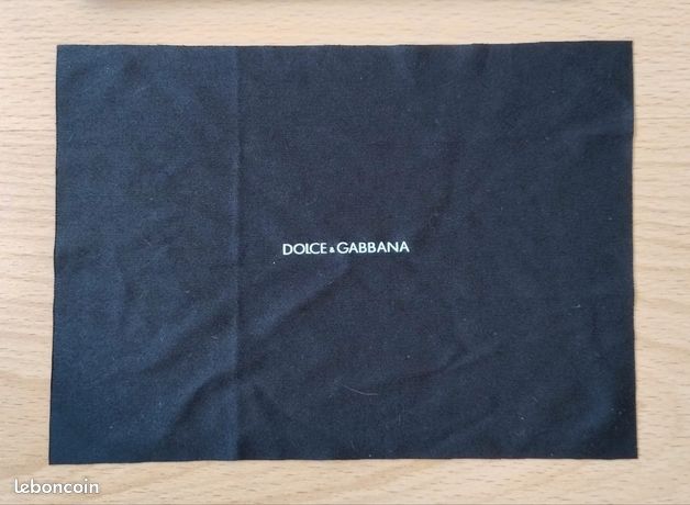 Dolce & Gabbana Etui Rigide Petit Lunettes Étui Noir Etui Dolce & Gabbana Etui Rigide Petit Lunettes Étui Noir Etui