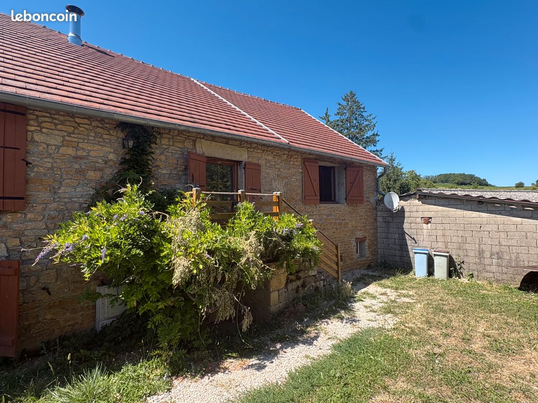 Maison 4 pièces 87 m² · à Toulouse-le-Château · 87 m² · 570 €