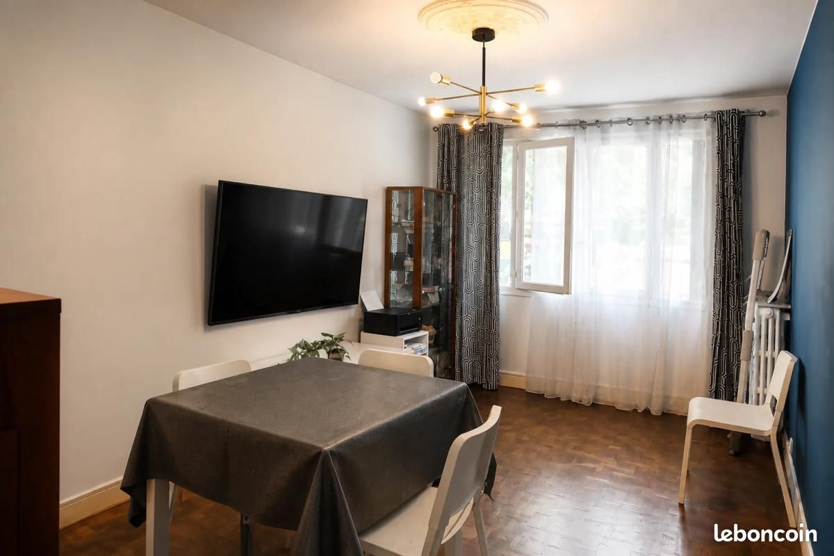 Appartement 3 pièces 50 m² · à Les Pavillons-sous-Bois · 50 m² · 146 700 €