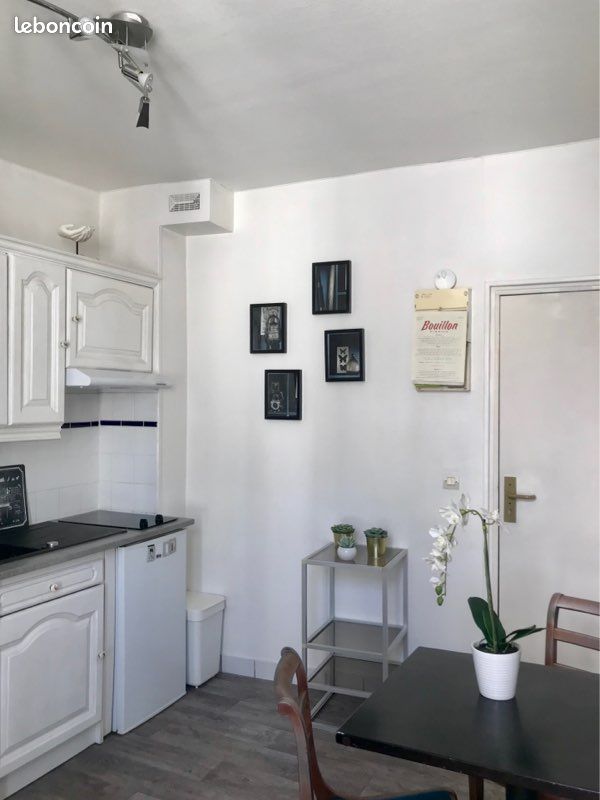 Appartement pied de la butte Montmartre Sacré Cœur (image 3)