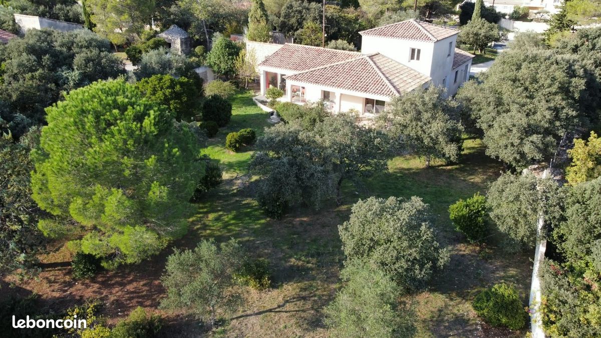 Maison 5 pièces 140 m² · à Nîmes · 140 m² · 439 000 €