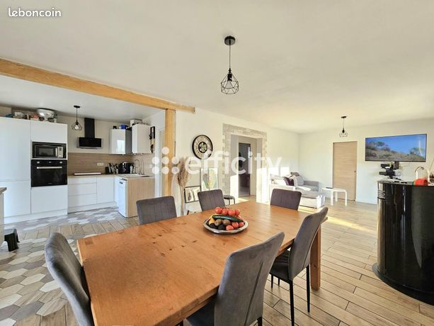 Maison 7 pièces 155 m²