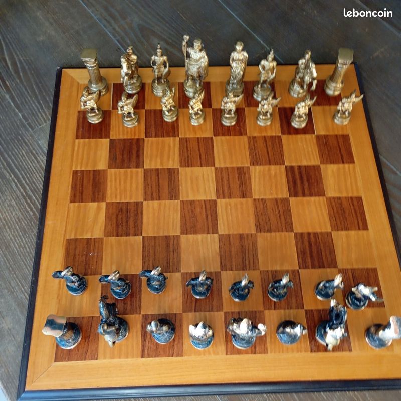 Jeu d’Échecs Moncada : Échiquier en Bois de Bruyère et Bois d’Orme avec