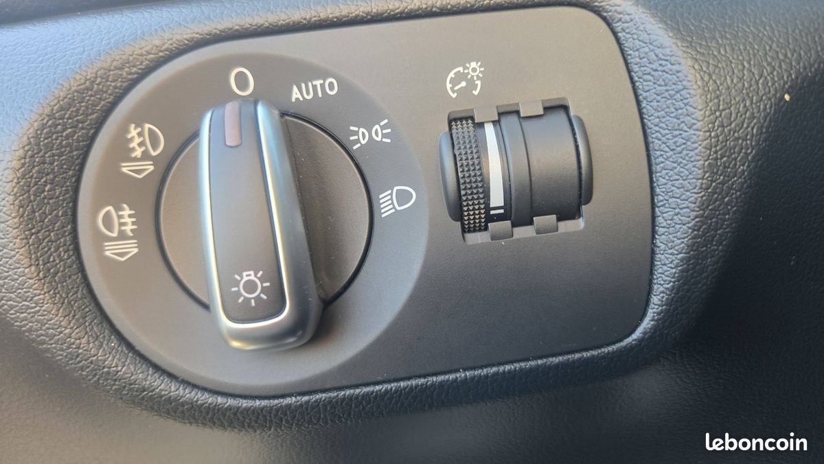 Audi Q3 2.0 TDI 140 Sport Design 2014 (image 21)