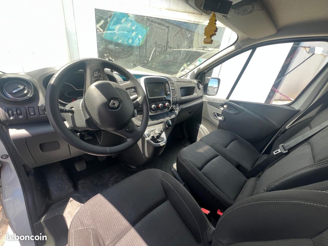 RENAULT TRAFIC L1H1 dCi 120 Ch EURO 6 FRIGORIFIQUE *21 000 HT (image 2)