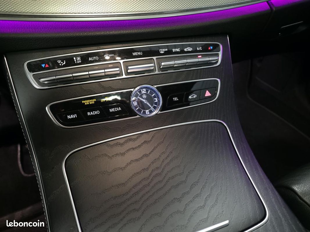 MERCEDES CLASSE E Break E 200 d - BVA 9G-Tronic AMG Line (image 23)