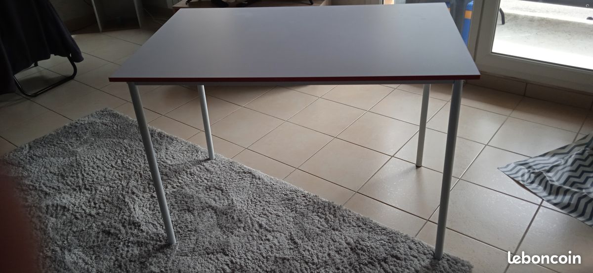 Vends table de cuisine (image 1)