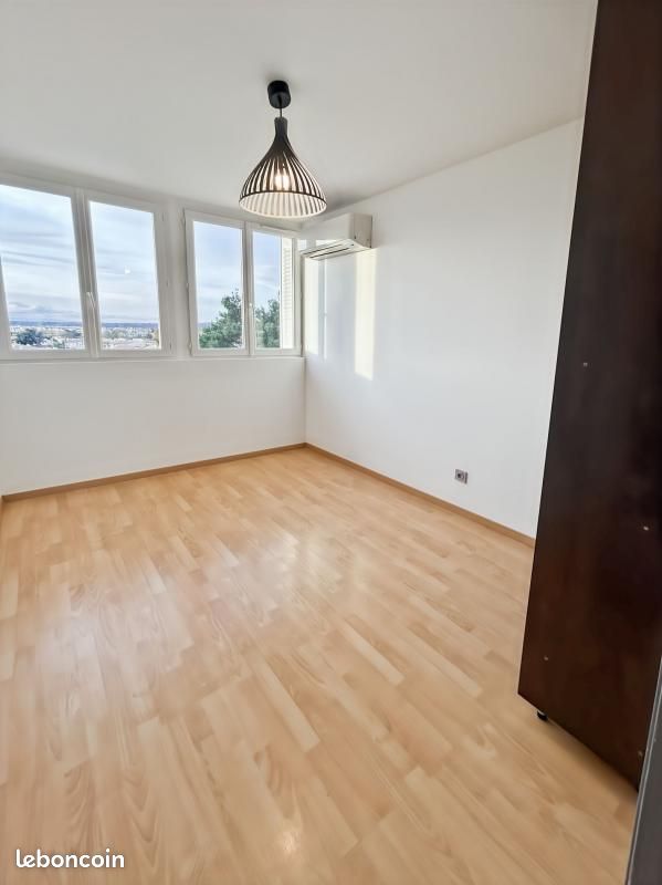 Appartement a louer romans-sur-isere - 4 pièce(s) - 79 m2 - Surfyn